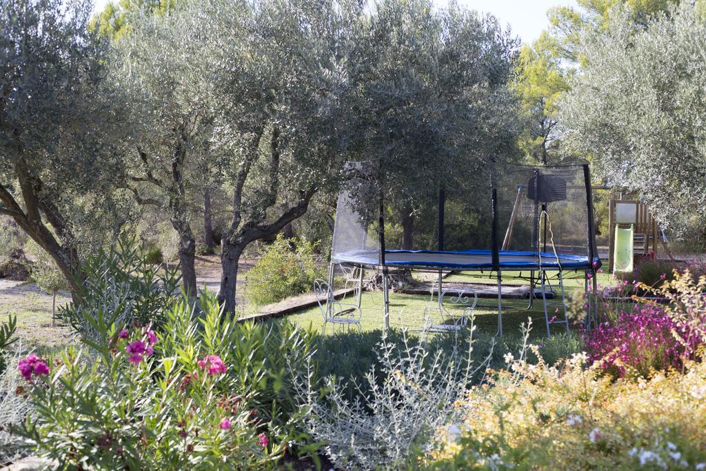 Villa Mas Des Avelines Le Brulat Esterno foto